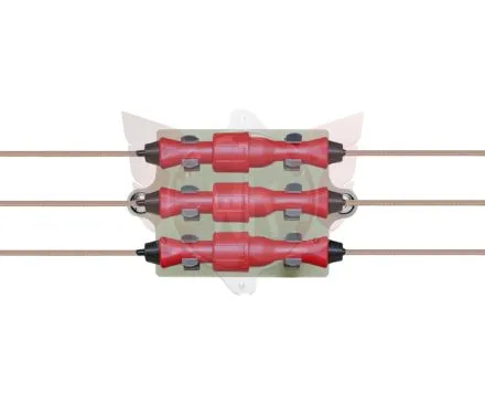 Halter für 3 Verbindungskabel